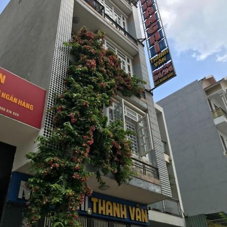 Dĩ An Thanh Van Hotel מראה חיצוני תמונה